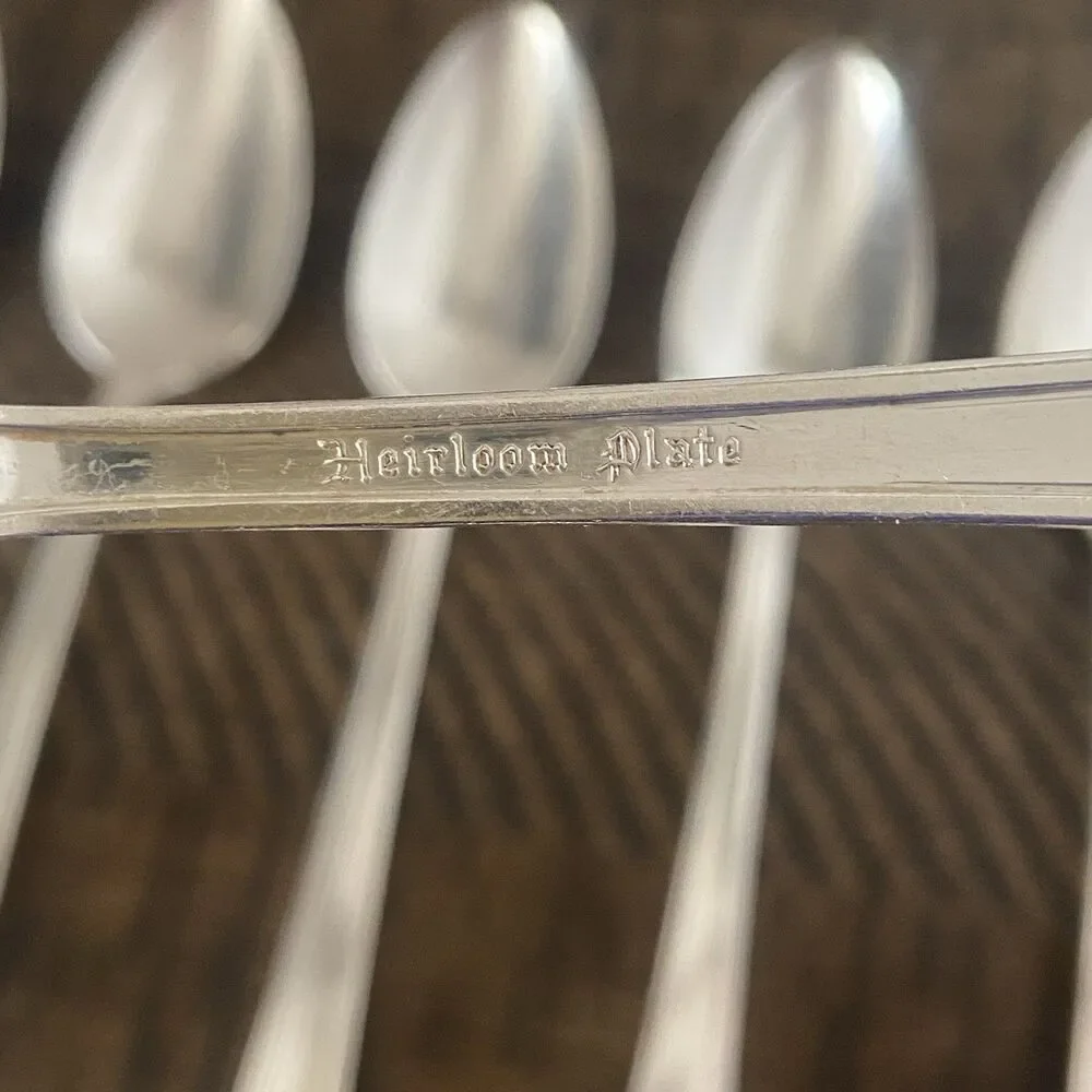 14 Oneida Heirloom Silver Plate Longchamps Chaumont Flatware Replacement Set